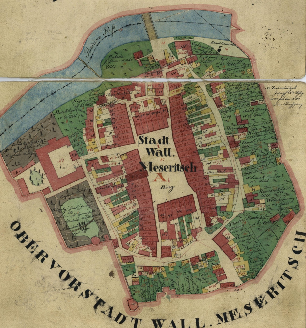 Ausführliche alte Karte von München, Deutschland, die Straßen, Gebäude und Sehenswürdigkeiten mit Textanmerkungen zeigt.